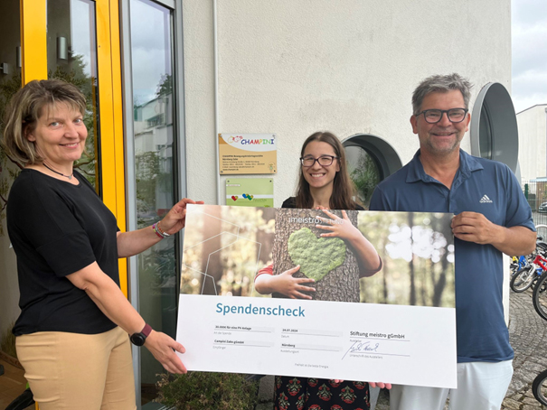 stiftung_uebergabe_Champini